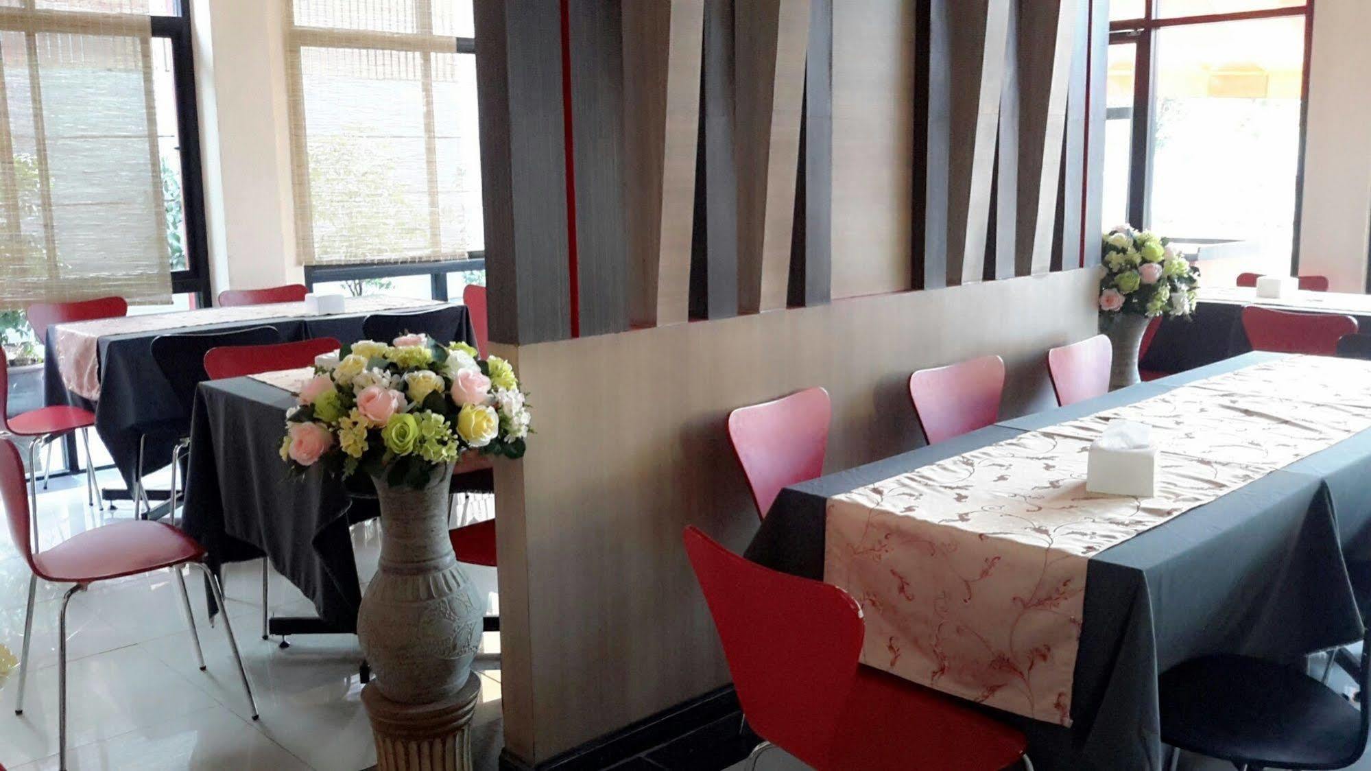 Oyo 1127 Baan Siam Hotel Chiang Rai Luaran gambar