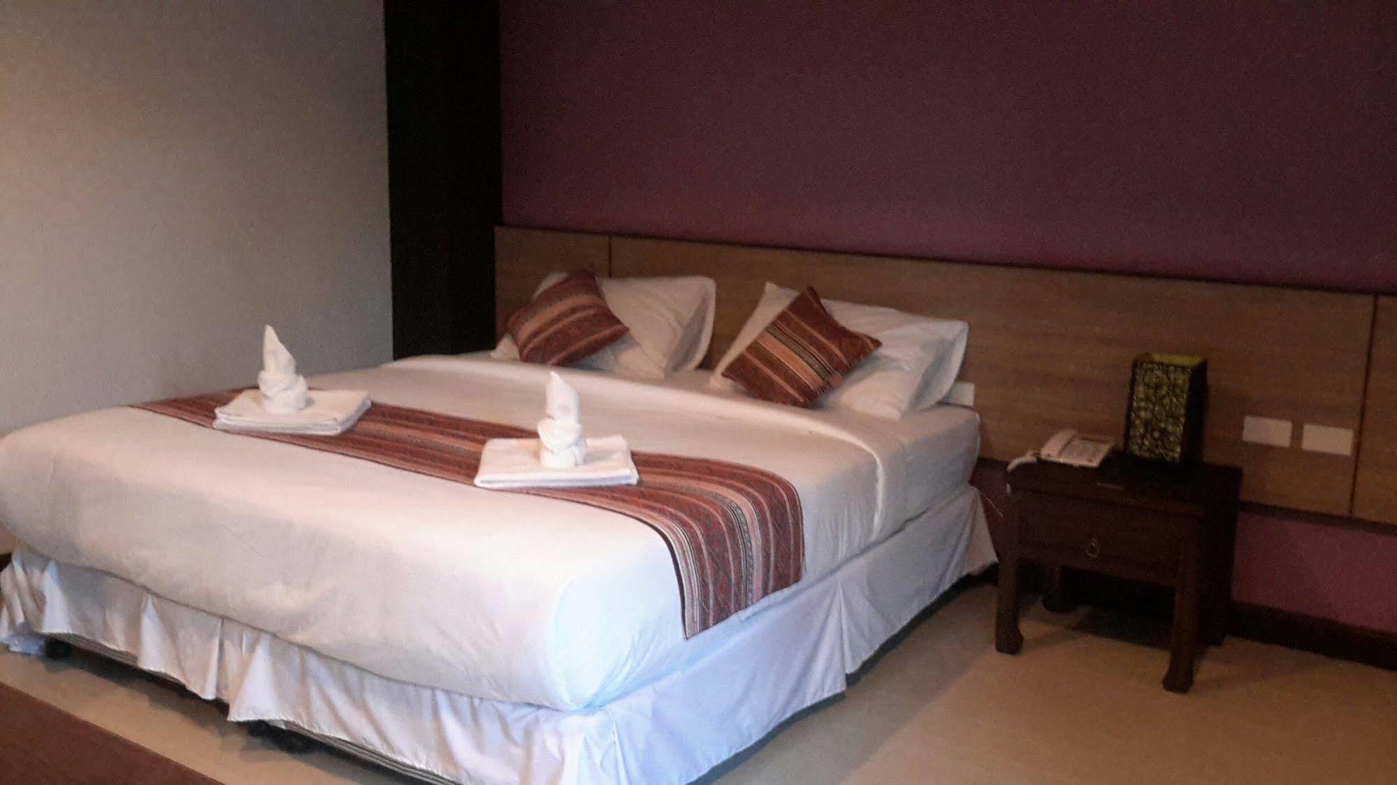 Oyo 1127 Baan Siam Hotel Chiang Rai Luaran gambar